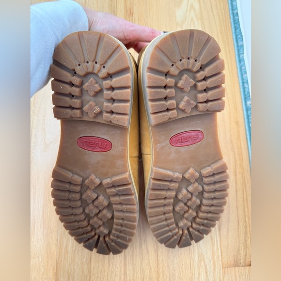 FUBU boots. Size 11.5. - Picture 2 of 6